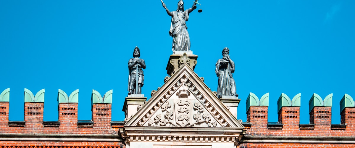 Tutela Giuridica e Investigativa per la Sicurezza Penitenziaria: Strumenti di Diritto e Analisi Patrimoniale